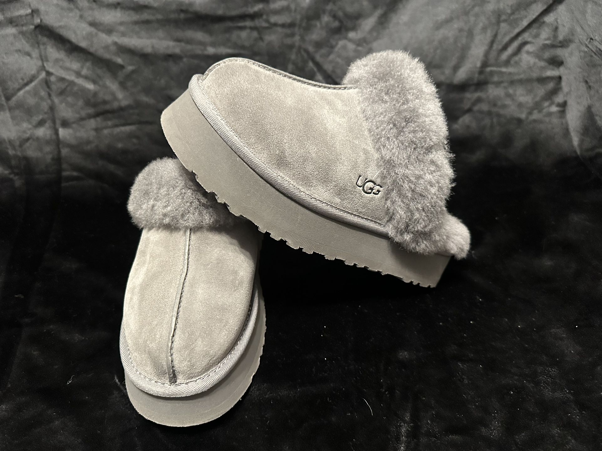 🩶 UGG Disquette Platform Slippers – Women’s | Charcoal