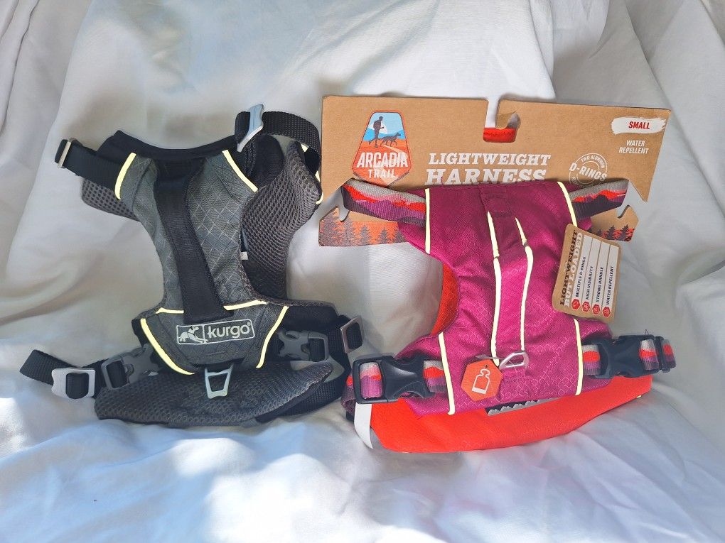 2 Dog Harnesses