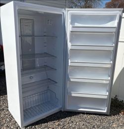 Frigidaire 13.0-cu ft Garage Ready Frost-free Upright Freezer (White)