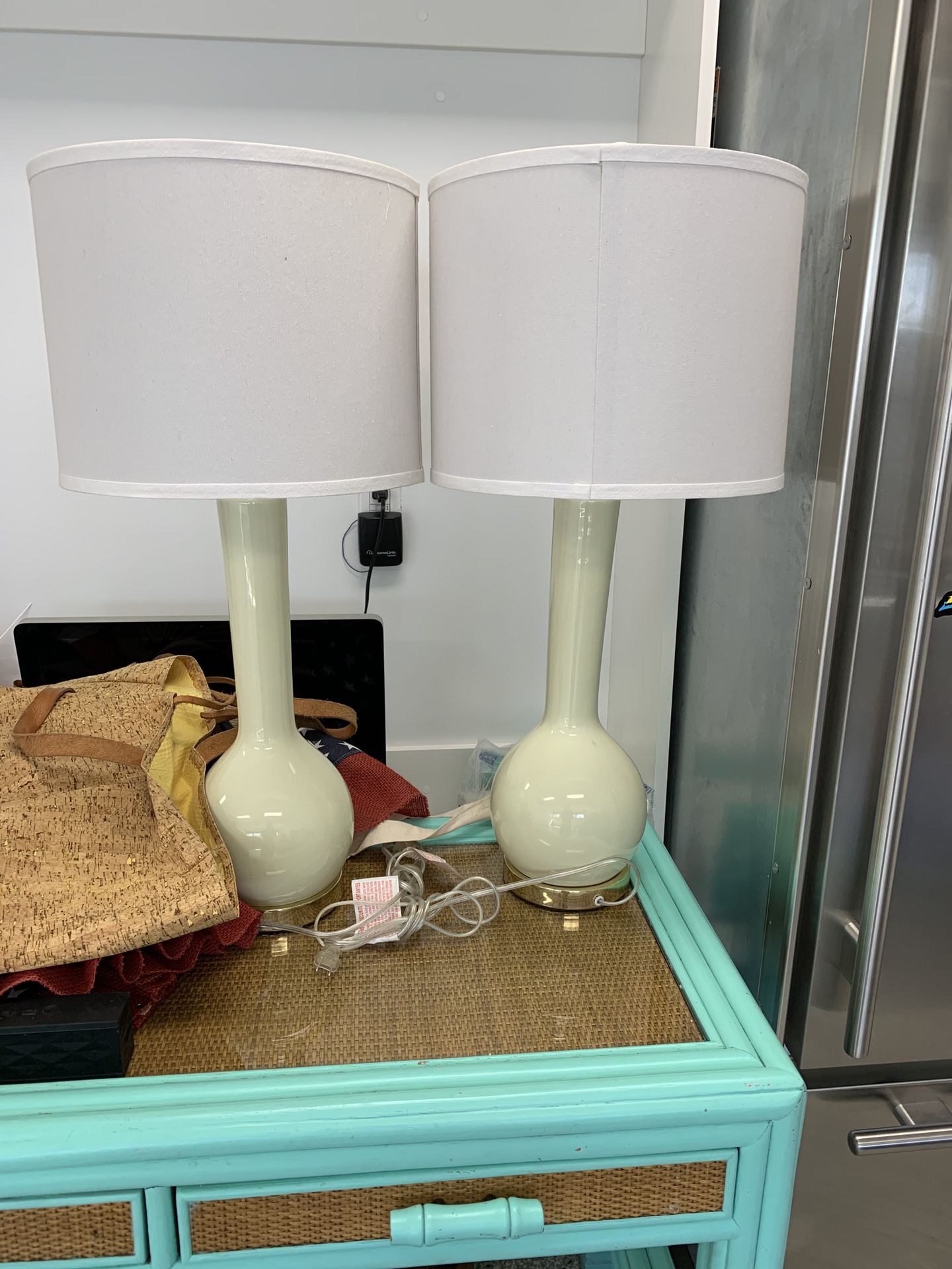 Modern Creme Side Table Lamps (Set of 2)