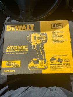Dewalt  compact inpact driver set