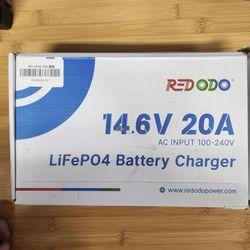 Redodo 14.6V 20A Lithium Battery Charger