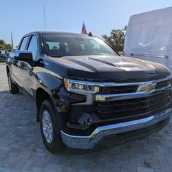2023 Chevy Silverado 🚗☀️ Low Miles 🙌💫 Ezfinancing Available Only 4500 Down Payment 