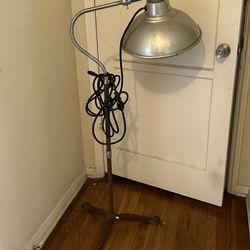 Vintage Industrial Lamp With Heat