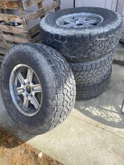 Six Lug Wheels