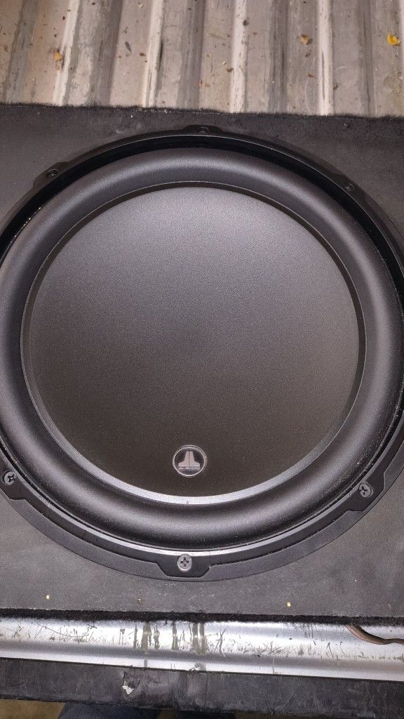 JL Audio 12'