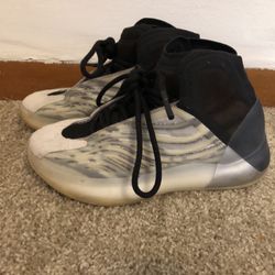 Adidas Yeezy QNTM Youth Size 4