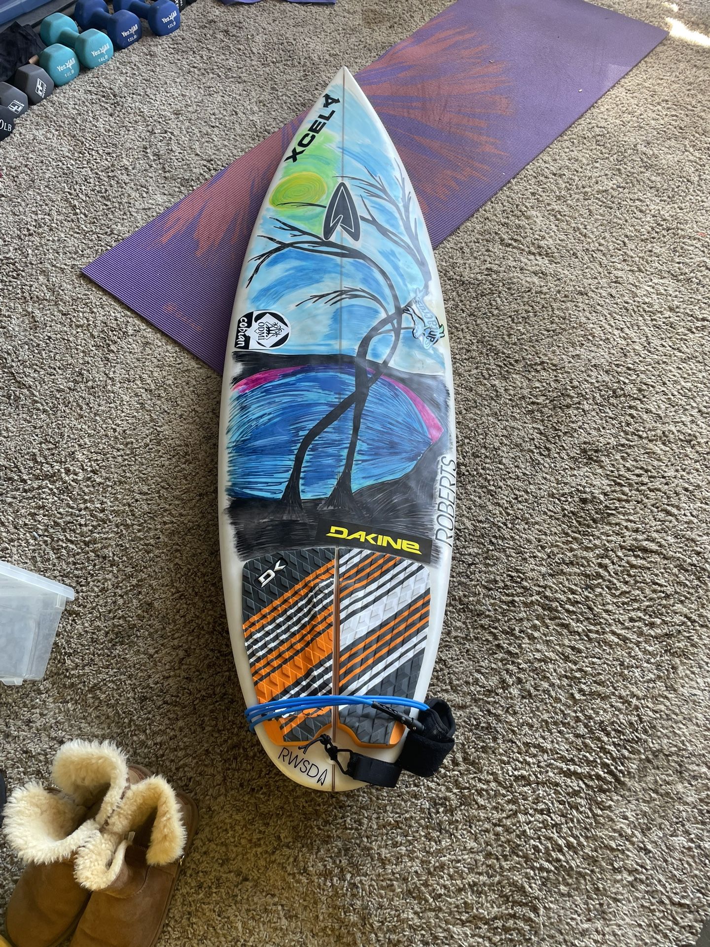 Roberts 6’ Surfboard 