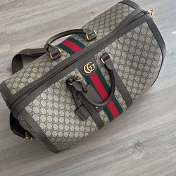 Gucci Medium Duffle Bag
