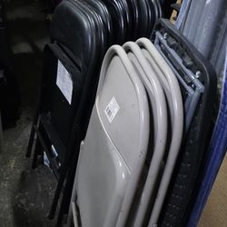 METAL FOLDING CHAIRS