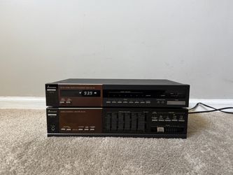 Mitsubishi Home Stereo System - Integrated Amplifier and Radio Tuner Receiver