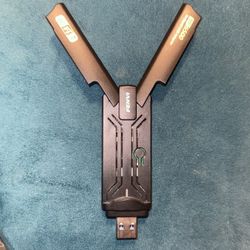 Tri-Band USB Adapter Wi/Fi7