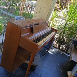 Free Piano and Seat