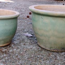 2 Matching Ceramic Planters