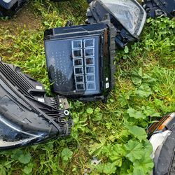 25-26 Hyundai Ioniq 9 Right Passenger Side LED Headlight Assembly 92102GO100