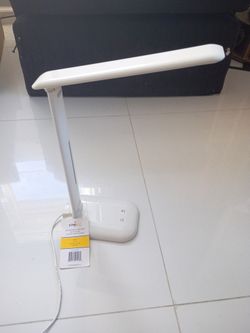 White Modern Desk Lamp Dimmable