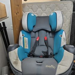 Evenflo Car Seat. 