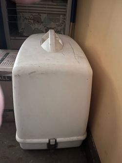 Necci Sewing machine