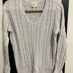 St. John’s Bay Silver Sweater (L) 