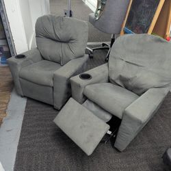 Two Kids Recliners