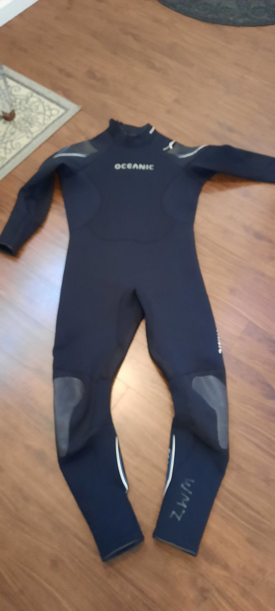 3/2 mm wetsuit Men’s Size XL – Used but still in good condition Oceanic 3/2 mm Wetsuit - $80 OBO