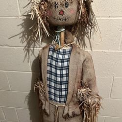 Halloween Decoration Scarecrow (5feet tall) 