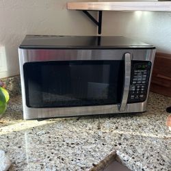 Microwave - Hamilton Beach