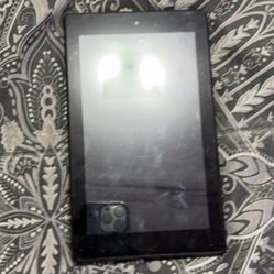 Black Kindle E-Reader Device