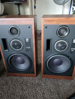 Vintage MCS Bass Reflex Speakers