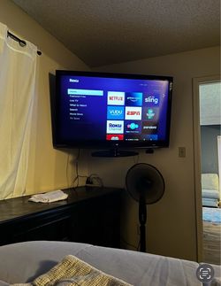 50 inch Sharp TV w Mount - MOVING Sale
