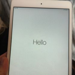 First white iPad Mini Model A1432 64GB! Vintage 2012