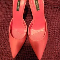 Nine West Pointy Mules