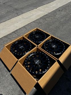 FINANCING AVAILABLE Method MR305 NV 8x6.5 and 8x170 18" Wheels Matte Black