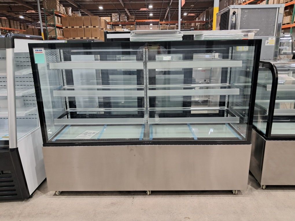 ***COMMERCIAL REFRIGERATED BAKERY DISPLAY CASE (VITRINA REFRIGERADA COMERCIAL PARA PANADERÍA)***