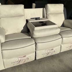Power Reclining Couch Set Brand New