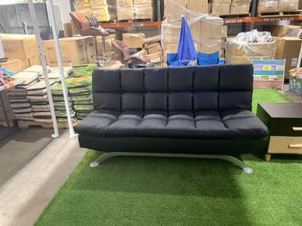 😎 LEATHER FUTON COUCH 😎