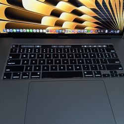 MacBook Pro 16”