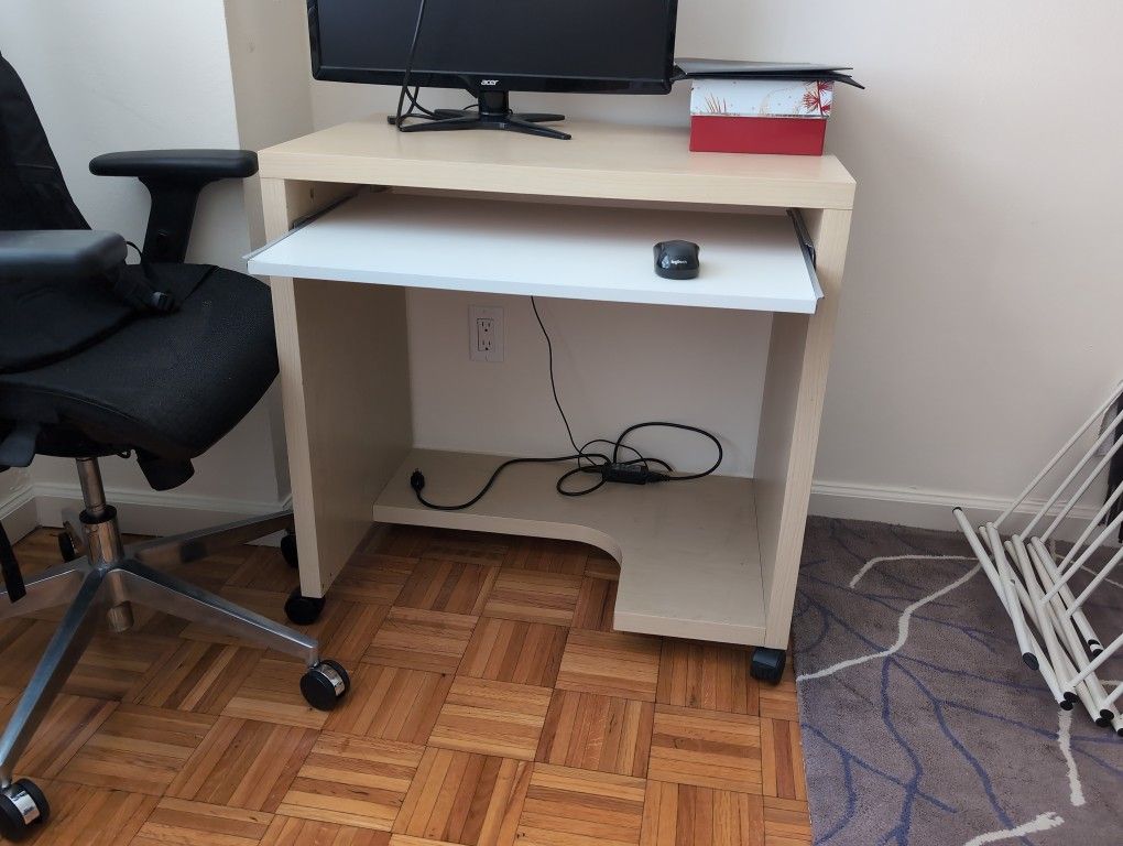Computer Desk
