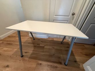 White Adjustable Table