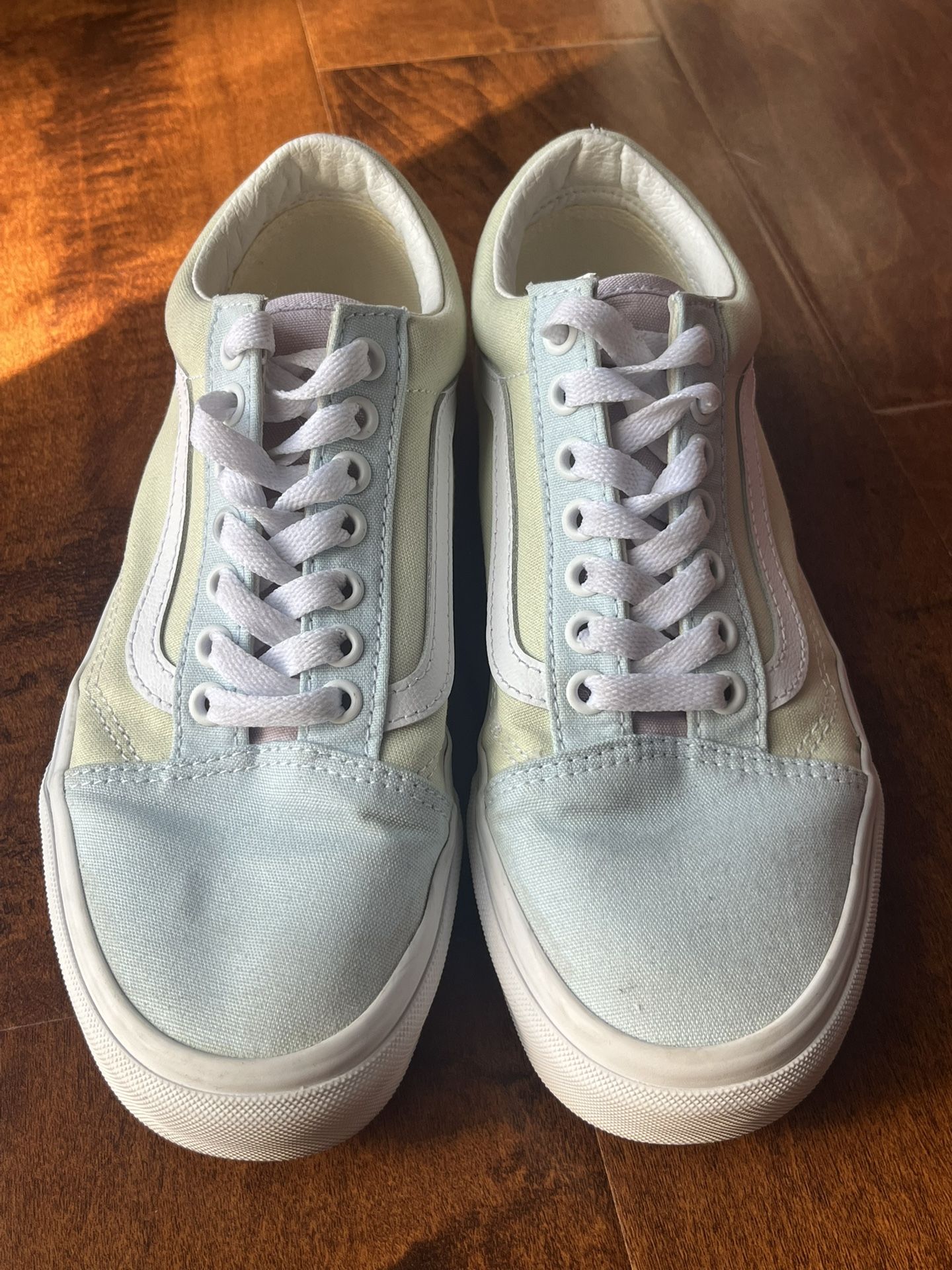 Pastel Old Skool Vans Sneakers Size 8 Women’s