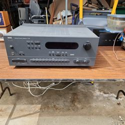 NAD T770 Receiver