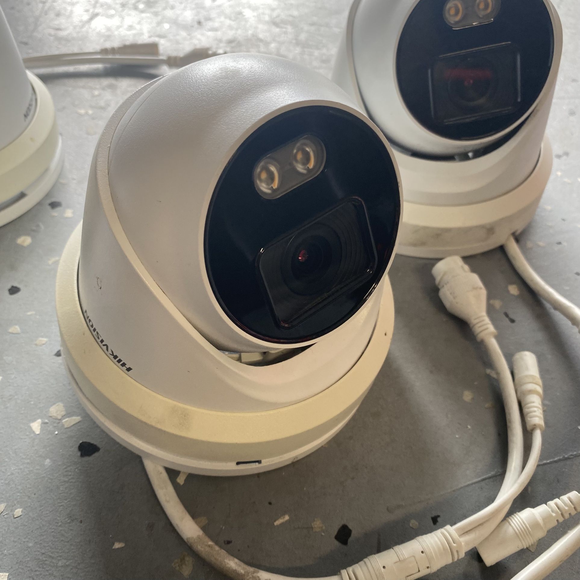 HIKVISION Network Video recorder + 4 Security Cameras