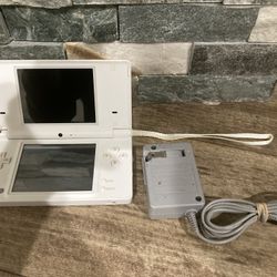 Nintendo DSI & Power Adapter