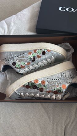 Brand new- never worn C101 Shootstar in silver- women’s 9