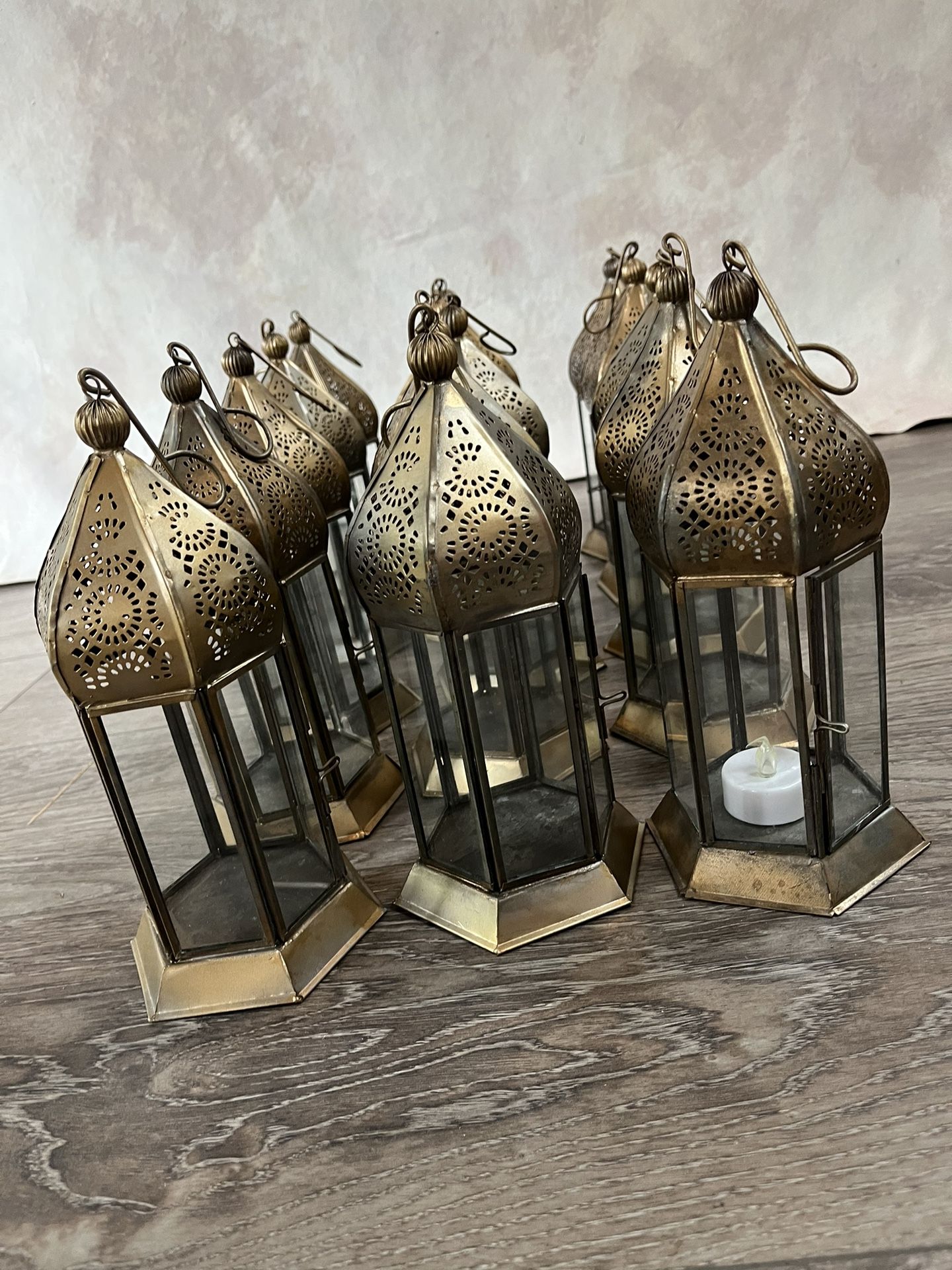15 Arabian Night Lanterns For Wedding Centerpieces