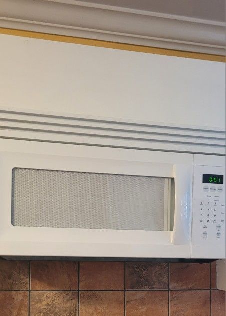 Frigidaire Microwave Oven