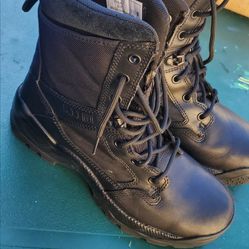 511 Ortholite Boots. Size 7.5