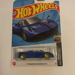 Hot wheels ‘17 Pagani Huayra Roadster