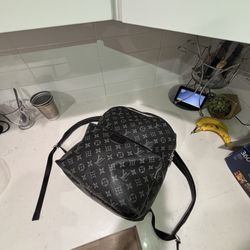 LEGITIMATE PARIS AUTHENTIC!!