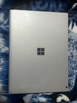 Microsoft Surface Book 2 i5 8GB RAM 256GB SSD